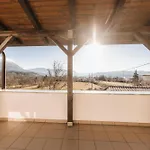 Apartma Castrum Vini *