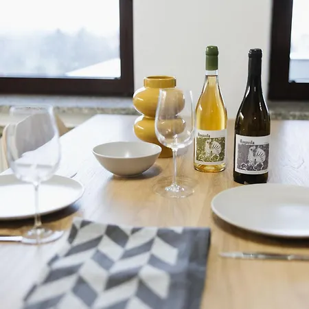 Apartma Castrum Vini *