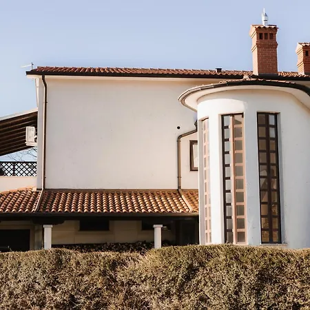 Apartma Castrum Vini *